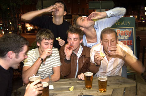 Teenage Binge Drinking: Risks Involved And Ways To stop 